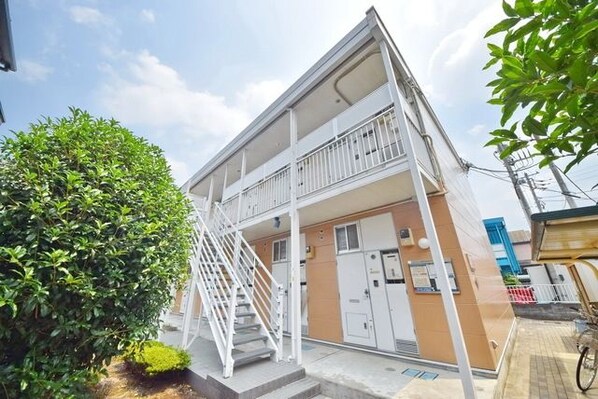 レオパレスチェリーガーデンBの物件内観写真